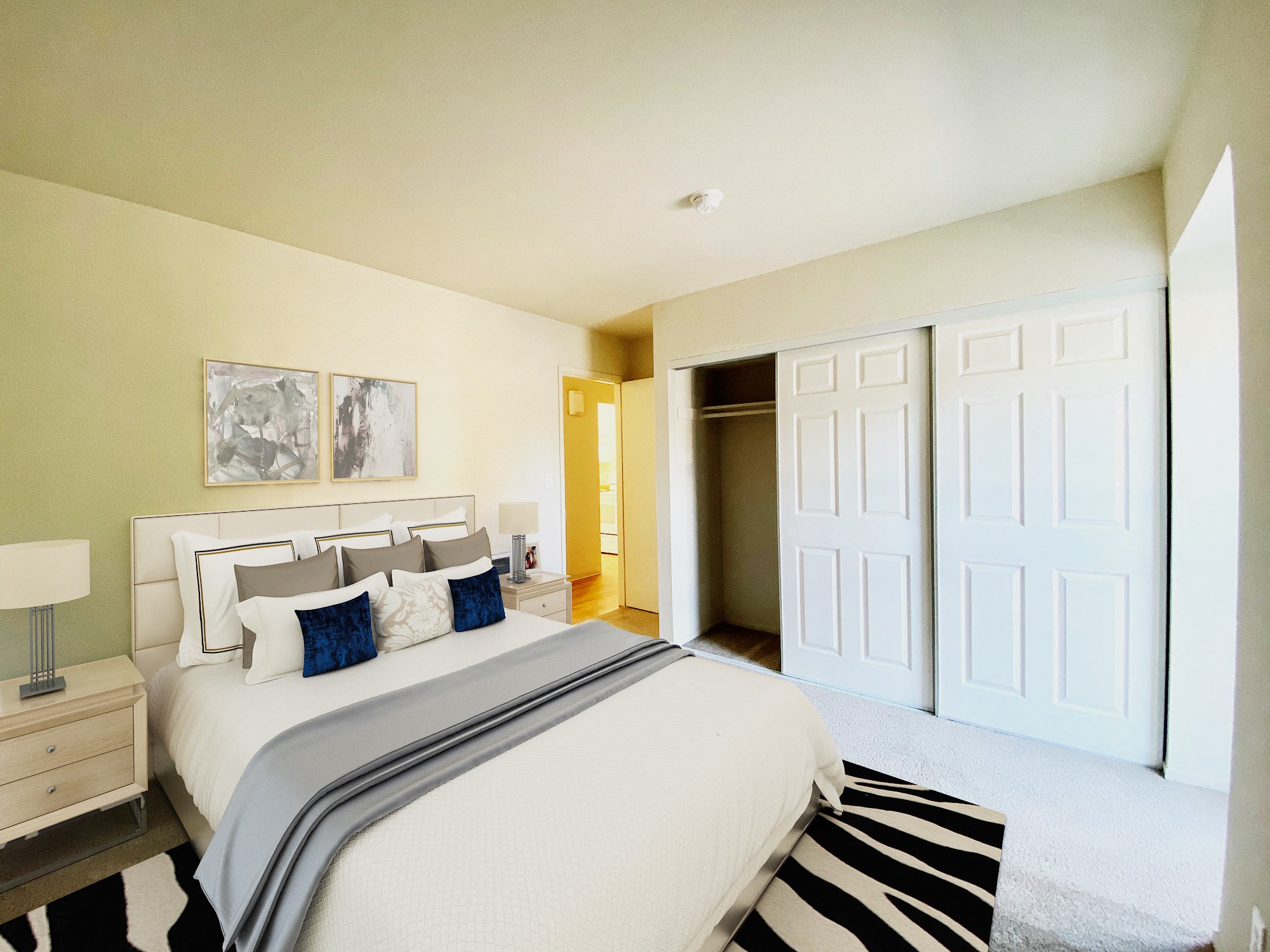 Carriage House photo 2